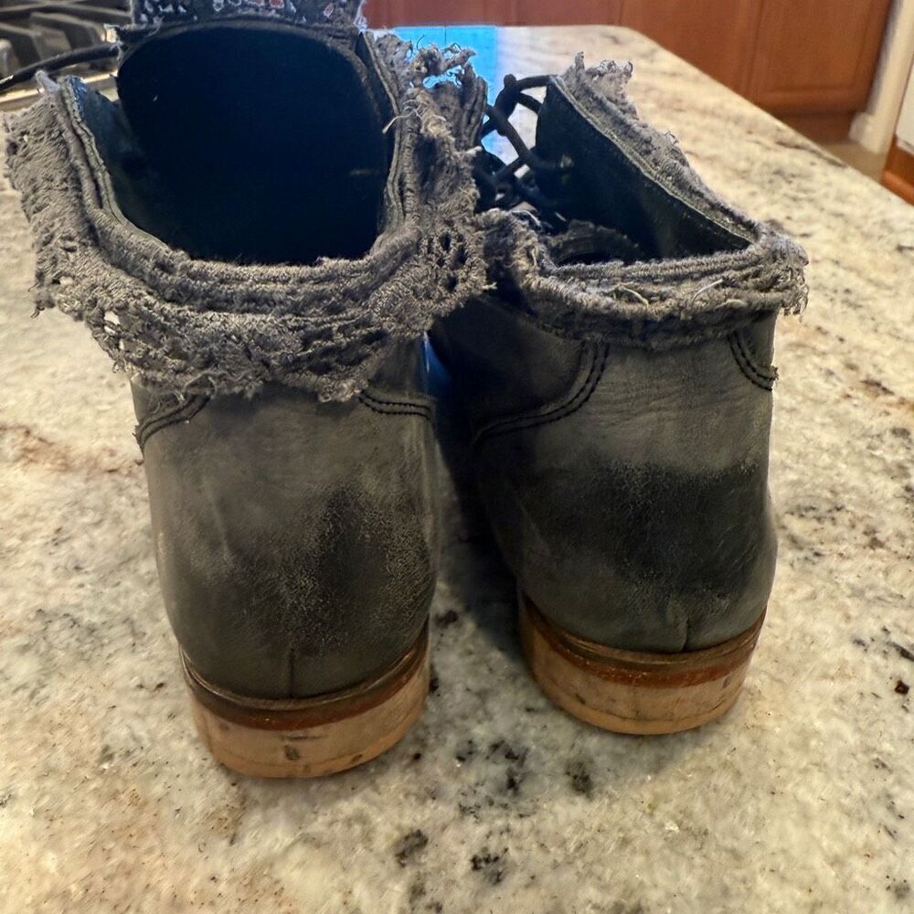 Free People 7.5-8/38 Vaughn Gray Leather Distressed Crochet Trim Combat Boots - Picture 5 of 10